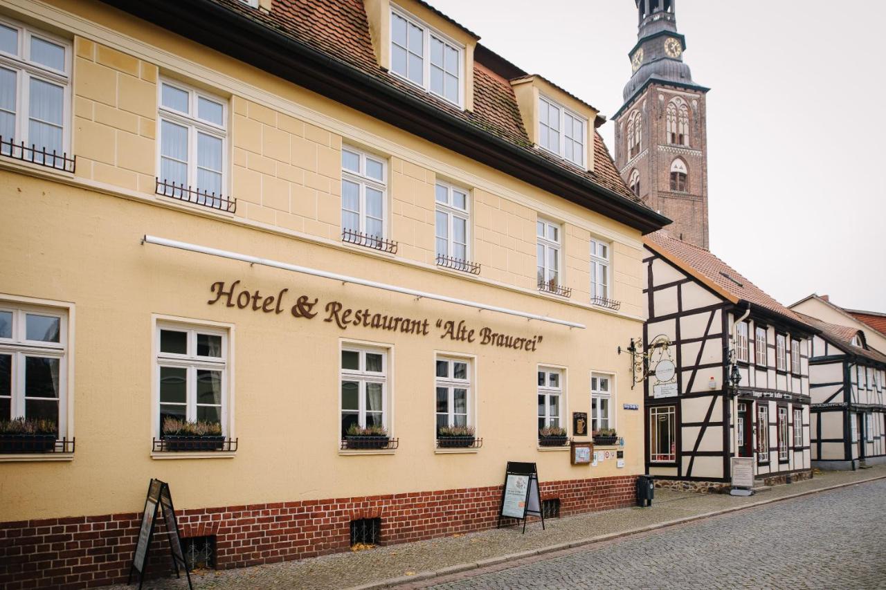 Schulzens Brauerei & Hotel Tangermünde Exterior foto